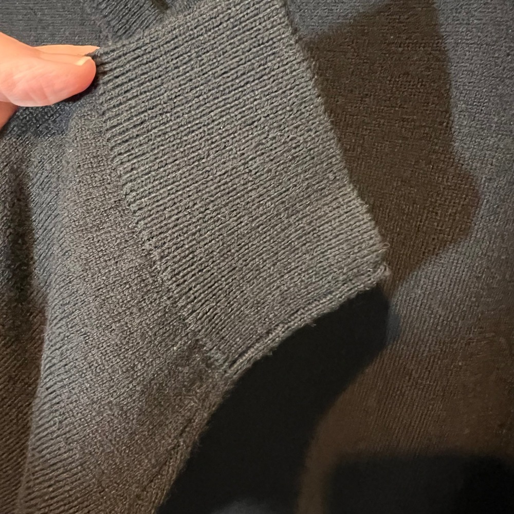 Mens 100% Merino Wool Black V-Neck Sweater Winter Modern Staple Piece TALL XLT‎ - Picture 7 of 14